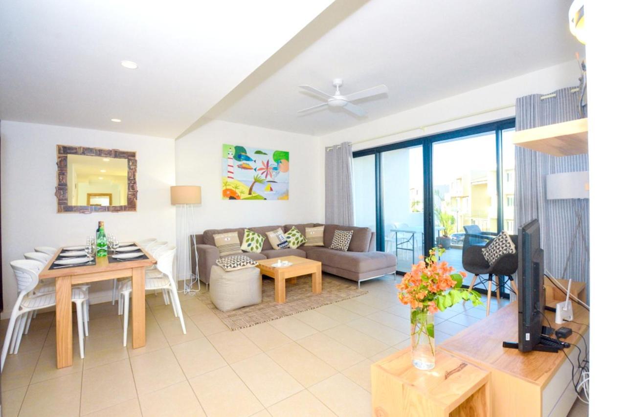 Apartment With 3 Bedrooms In Roches Noires, With Wonderful Sea View, Shared Pool, Terrace Riviere du Rempart ภายนอก รูปภาพ