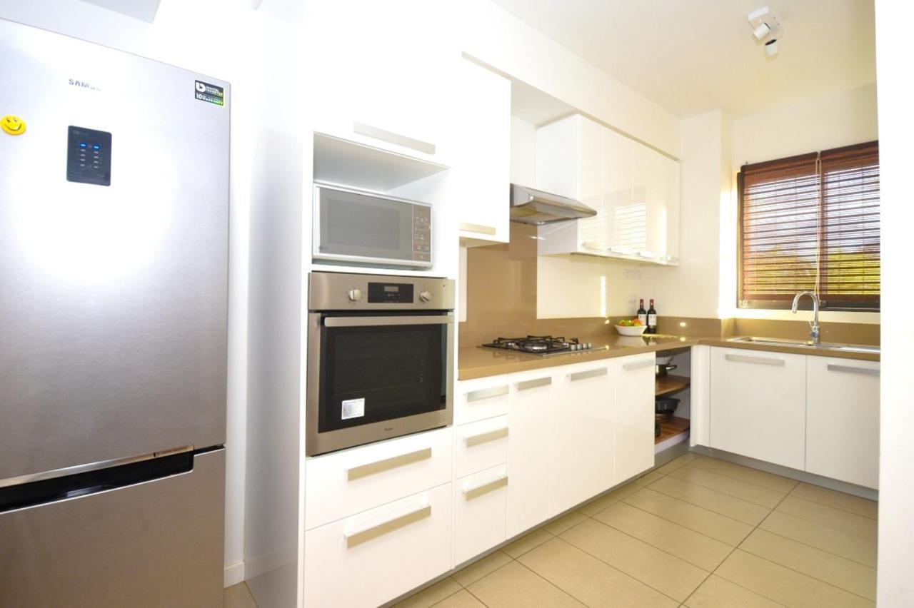 Apartment With 3 Bedrooms In Roches Noires, With Wonderful Sea View, Shared Pool, Terrace Riviere du Rempart ภายนอก รูปภาพ