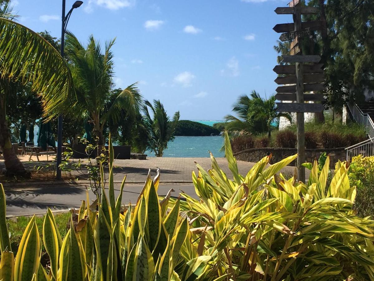 Apartment With 3 Bedrooms In Roches Noires, With Wonderful Sea View, Shared Pool, Terrace Riviere du Rempart ภายนอก รูปภาพ